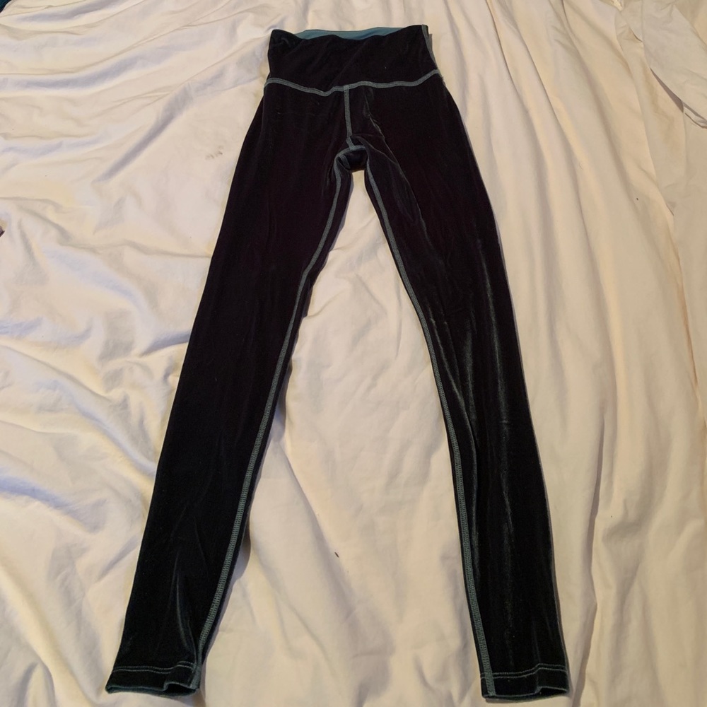 Velvet Beyond Yoga Leggings